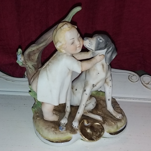 Retro Girl Dog Naked Butt Poking Out of Dress Ceramic Figurine - Picture 1 of 5